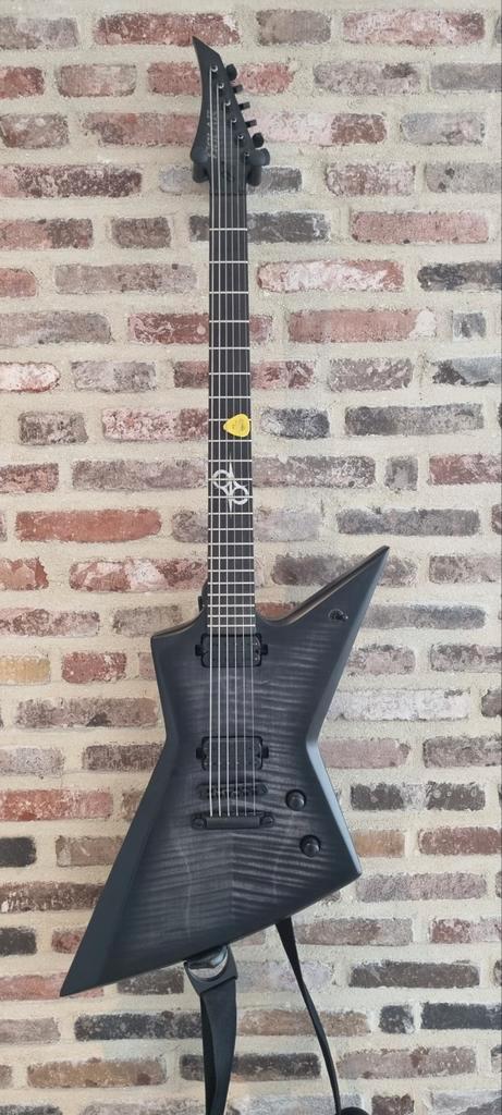 Solar Guitar E2.6FBB-27 - Flame Black Burst Matte BARITONE, Muziek en Instrumenten, Snaarinstrumenten | Gitaren | Elektrisch, Zo goed als nieuw