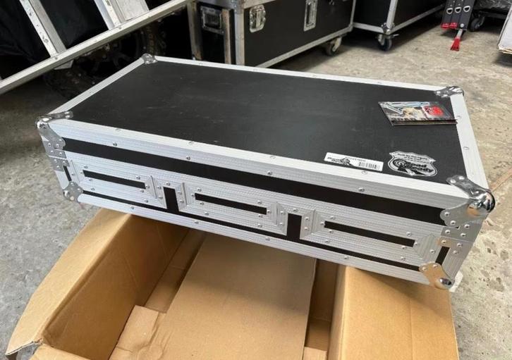 Road ready flightcase rrdjx300w, Muziek en Instrumenten, Behuizingen en Koffers, Nieuw, Flightcase, Ophalen