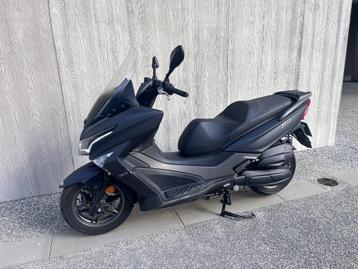 Kymco X-town 125cc met weinig kilometers  beschikbaar voor biedingen