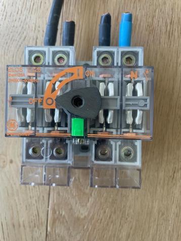 Vynckier ELOS Load Break SwItch