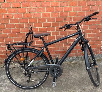 BTWIN stadsfiets in uitstekende staat te koop beschikbaar voor biedingen