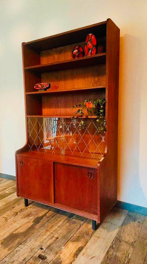 Vintage Deense kast, Huis en Inrichting, Kasten | Boekenkasten, Zo goed als nieuw, Ophalen of Verzenden