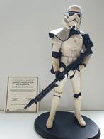 Beeld Sandtrooper Sergeant 1/5 Exclusive Star Wars ATTAKUS, Ophalen, Gebruikt, Beeldje of Buste