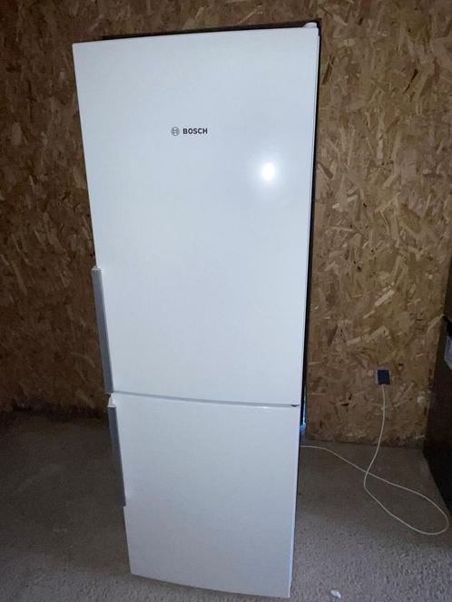 Bosch koelkast met vriesvak, Elektronische apparatuur, Koelkasten en IJskasten, Zo goed als nieuw, Met vriesvak, Ophalen of Verzenden