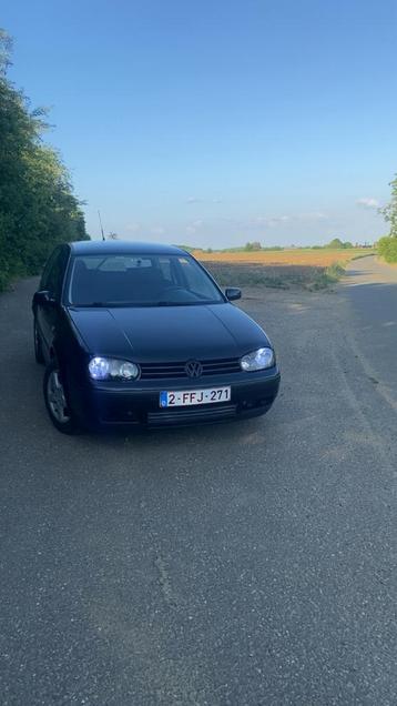 Golf 4 ( in ondetdelen weg ) beschikbaar voor biedingen