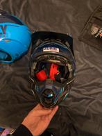 Motocross helm, Motoren, Ophalen