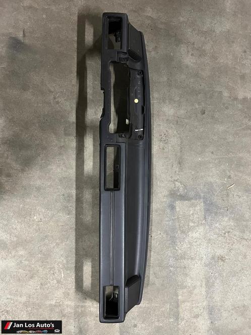 Audi 80 Coupe 81 85 B2 dashboard dashbord bruin, Auto-onderdelen, Carrosserie, Audi, Voor, Gebruikt, Ophalen of Verzenden