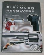 Pistolen en Revolvers encyclopedie 2002, Ophalen of Verzenden, Gelezen