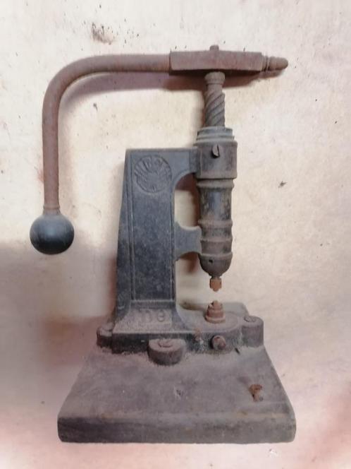 Antieke Matrijzensnijder, Antiek en Kunst, Antiek | Gereedschap en Instrumenten, Ophalen of Verzenden