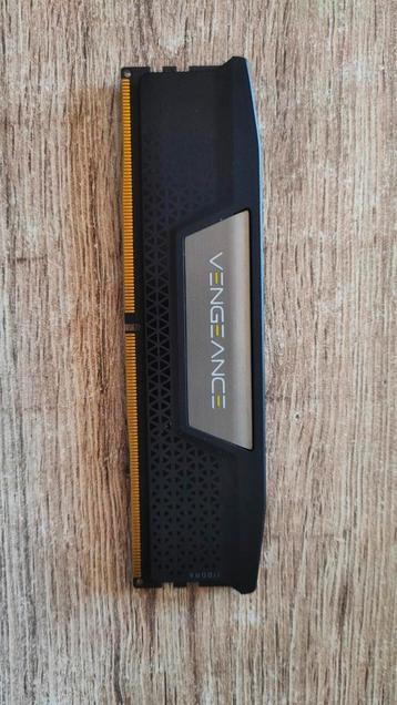 Ram 16go DDR5 5200mhz corsair Vengeance beschikbaar voor biedingen