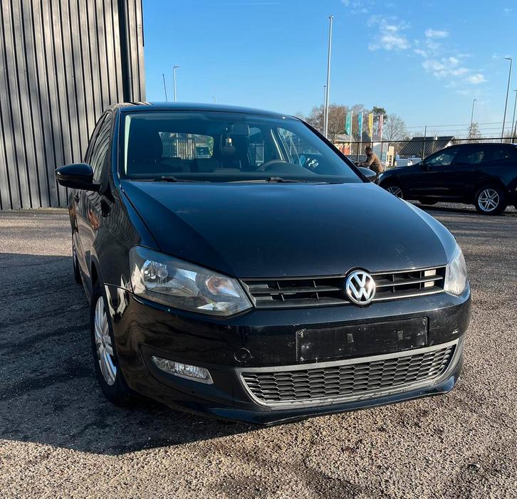 VW Polo 6R 1.2 essence 2010, Autos, Volkswagen, Entreprise, Polo, ABS, Airbags, Air conditionné, Bluetooth, Verrouillage central