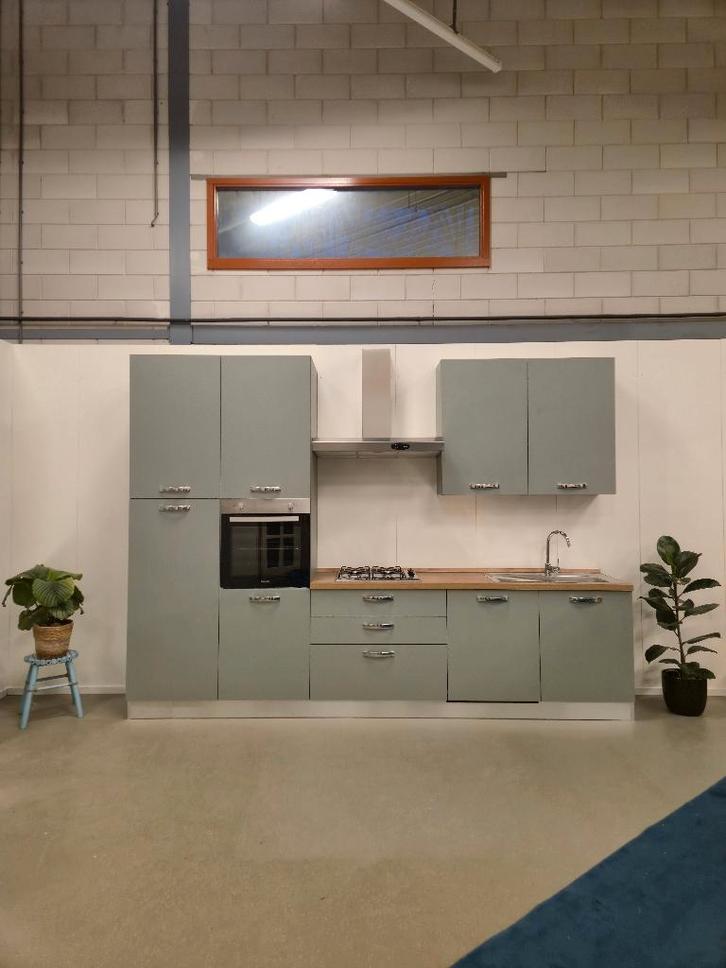 Cuisines complètes avec appareils électroménagers chez, Maison & Meubles, Cuisine | Cuisines complètes, Neuf, Cuisine à mur double