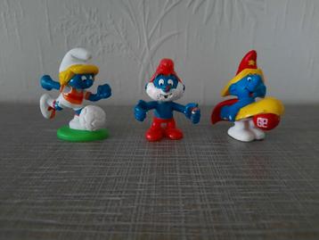 3 smurfenfiguurtjes van de jaren 80/90 beschikbaar voor biedingen