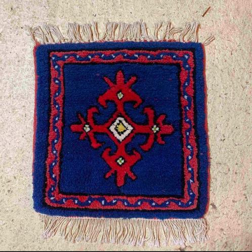 Vintage geknoopt vierkant tapijt blauw roodbruin 38/38, Huis en Inrichting, Stoffering | Tapijten en Vloerkleden, Gebruikt, Minder dan 50 cm