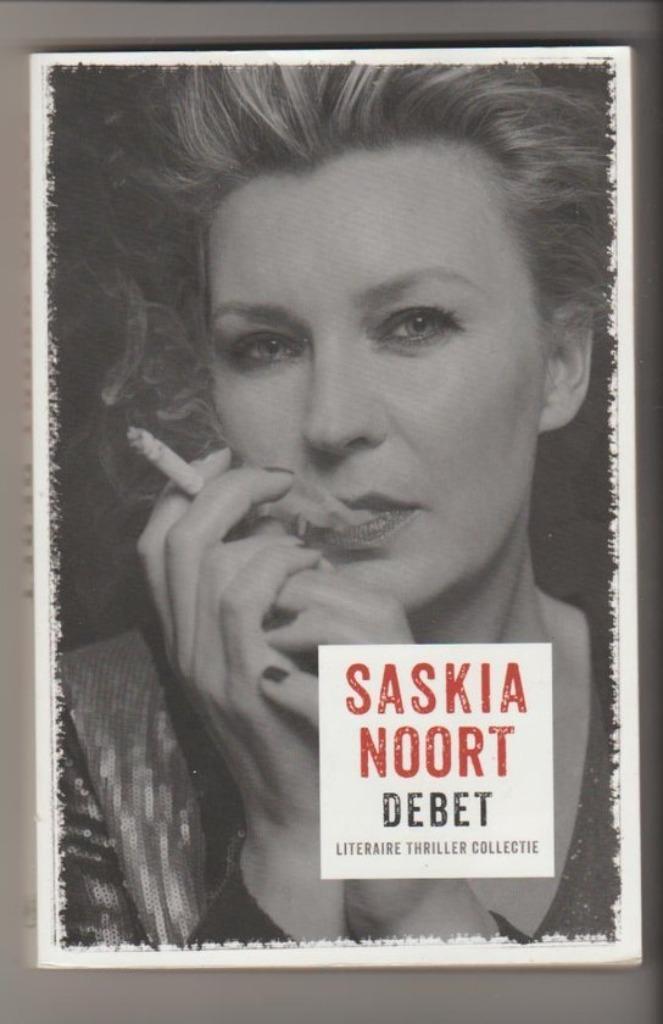 Te Koop Boek DEBET Saskia Noort, Boeken, Thrillers, Zo goed als nieuw, Nederland, Ophalen of Verzenden
