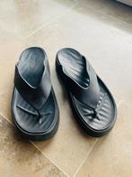 Sandales Crocs pointure 37, Enlèvement, Sandales