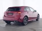 Mercedes-Benz A 250 e AMG Premium Plus Night PANORAMA Distro, Auto's, Mercedes-Benz, Parkeersensor, Gebruikt, Zwart, 4 cilinders