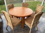 5 rotanstoelen en ronde tafel., Ophalen