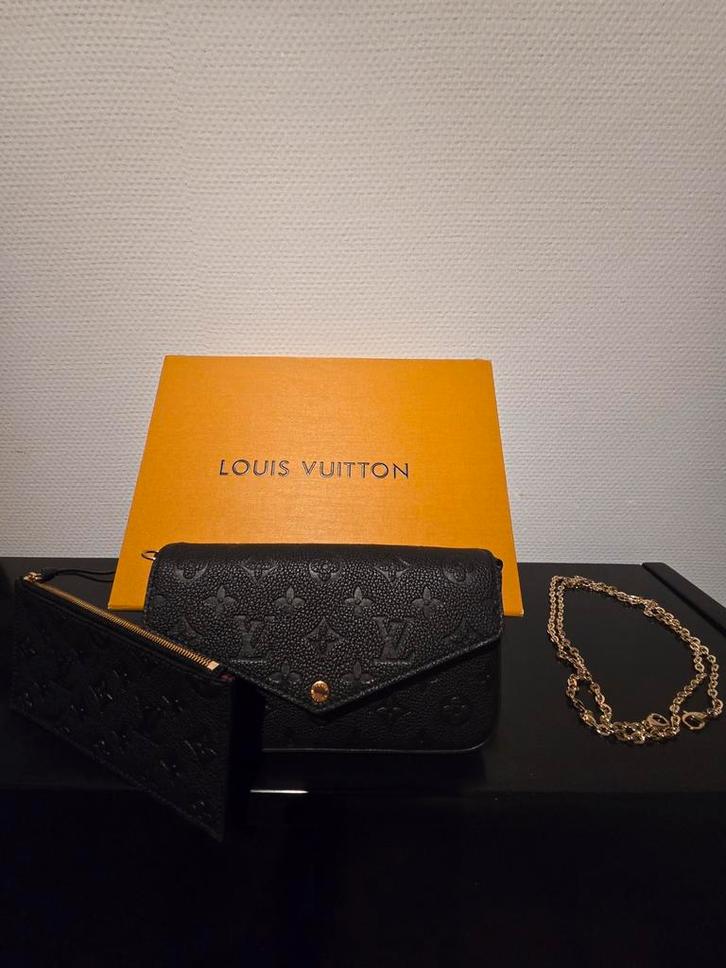 Pochette Félicie Louis Vuitton., Handtassen en Accessoires, Zonnebrillen en Brillen | Heren