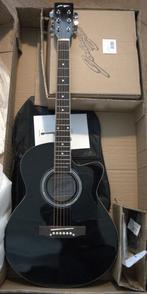 Akoestische western gitaar + versterker, Ophalen, Nieuw, Western- of Steelstringgitaar, Met (piezo-)element