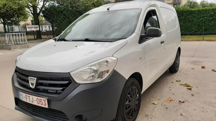 Dacia Dokker 2015 1.5 dCi Lvracht 1Ste eigenaar 2 zit, Auto's, Dacia, Particulier, Dokker, ABS, Bluetooth, Lichtmetalen velgen