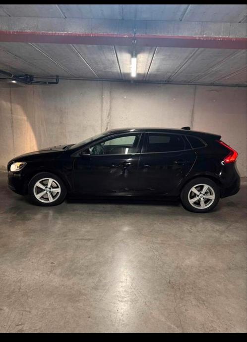 Volvo v40 d3, Auto's, Volvo, Particulier, V40, ABS, Achteruitrijcamera, Adaptieve lichten, Adaptive Cruise Control, Airconditioning