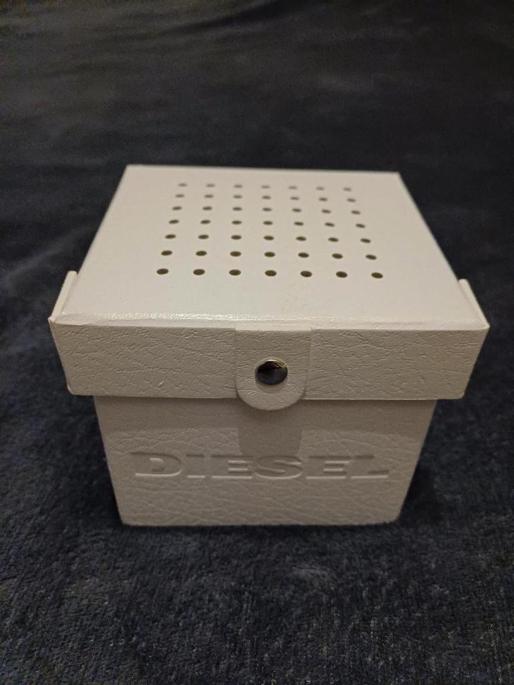 Horloge Diesel, Handtassen en Accessoires, Horloges | Heren, Zo goed als nieuw, Polshorloge, Overige merken, Staal, Leer, Ophalen