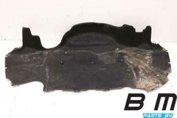 Bodembeschermplaat achter Volkswagen Passat B8 Variant beschikbaar voor biedingen