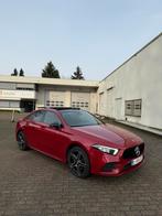 Mercedes A250e AMG Line, Auto's, Mercedes-Benz, Automaat, Euro 6, 5 deurs, Dealer onderhouden