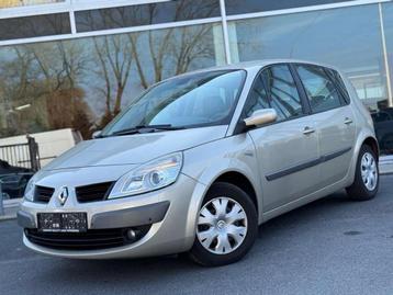 Renault Grand Scénic Scénic 1.6i 16v / LEATHER / AUTOMAAT, Auto's, Gebruikt, Zwart, 4 cilinders, 1505 kg