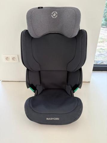Maxi Cosi Kore I-size beschikbaar voor biedingen
