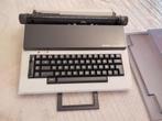 oude typemachine Olivetti, Ophalen, Zo goed als nieuw
