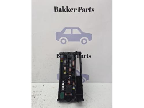 Zekeringkast van een BMW 5-Serie, Auto-onderdelen, Elektronica en Kabels, BMW, Gebruikt, 3 maanden garantie
