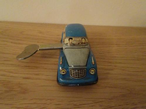 Auto van plaatstaal met winder - Antiek speelgoed, Antiek en Kunst, Antiek | Speelgoed, Ophalen of Verzenden