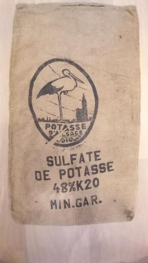 Vintage jute tas in eigen sap, jaren 50, Antiek en Kunst, Antiek | Woonaccessoires, Ophalen of Verzenden