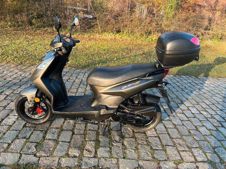 Sym orbit 2 A klasse met 2 sleutels, Fietsen en Brommers, Scooters | SYM, Zo goed als nieuw, Orbit, Klasse A (25 km/u), Benzine