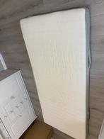 Matelas ressort 1 pers + protège matelas + couette, Enlèvement, Comme neuf, Une personne, Matelas