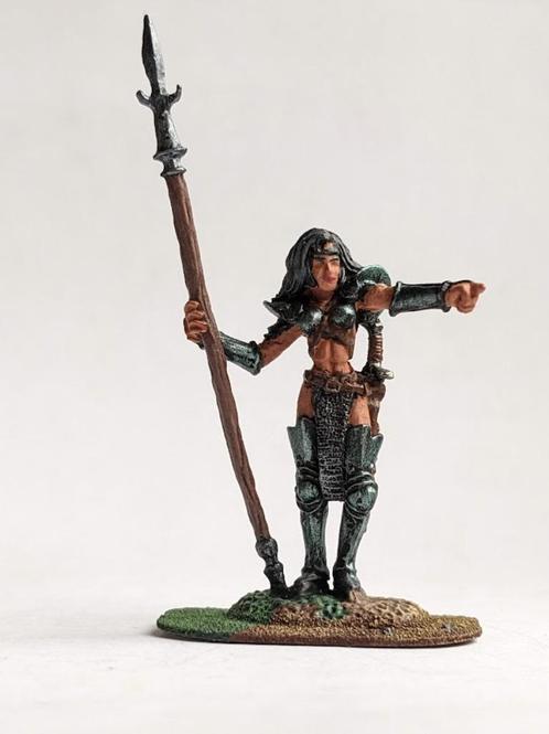 Figurine Faucheuse n 2326 Britta War Maiden métal 28mm, Hobby & Loisirs créatifs, Wargaming, Utilisé, Le Seigneur des Anneaux