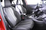Peugeot 2008 GT-Line130 *1ste Eigenaar*Navigatie*Leer*, Auto's, Peugeot, Voorwielaandrijving, 1199 cc, 103 g/km, Leder en Stof