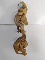 2 houten aapjes als muurdecoratie, Ophalen of Verzenden, Zo goed als nieuw, Wanddecoratie