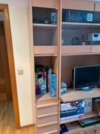 Kast met tv meubel en bureau . In goede staat ., Ophalen, Gebruikt