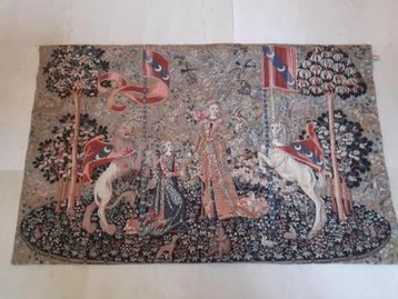 Jolie  tapisserie tissée  (reproduction d’une ancienne tapis beschikbaar voor biedingen