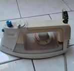 Prachtig strijkijzer van het merk Philips 1500 Watt, Elektronische apparatuur, Strijkijzers en Strijkplanken, Ophalen, Zo goed als nieuw