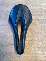 Fizik vento fietszadel 140mm, Fietsen en Brommers, Fietsonderdelen, Ophalen, Zo goed als nieuw, Zadel