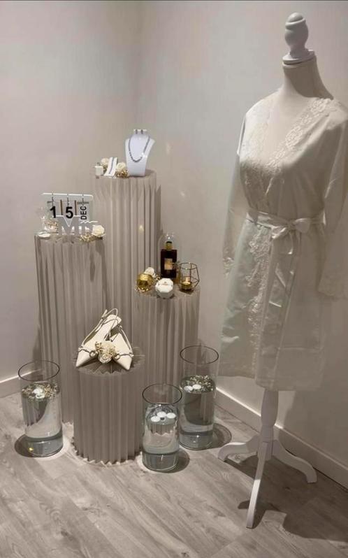Bridal Room te koop, Hobby en Vrije tijd, Feestartikelen | Verhuur, Ophalen of Verzenden