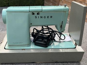 Singer naaimachine beschikbaar voor biedingen