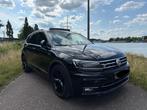 Volkswagen Tiguan R Line, Auto's, Volkswagen, 1498 cc, 4 cilinders, Leder, 5 zetels