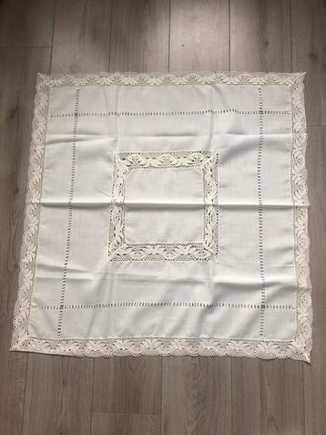 Placemat • kant • vintage • decoratie  beschikbaar voor biedingen