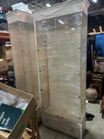 Vitrines vitrinekast 2x, Huis en Inrichting, Kasten | Vitrinekasten, Ophalen, Zo goed als nieuw