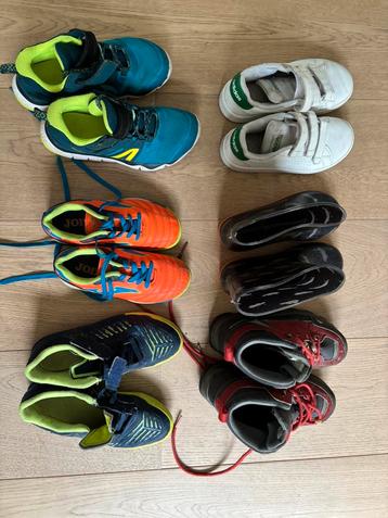Set kinderschoenen - verschillende modellen en maten beschikbaar voor biedingen